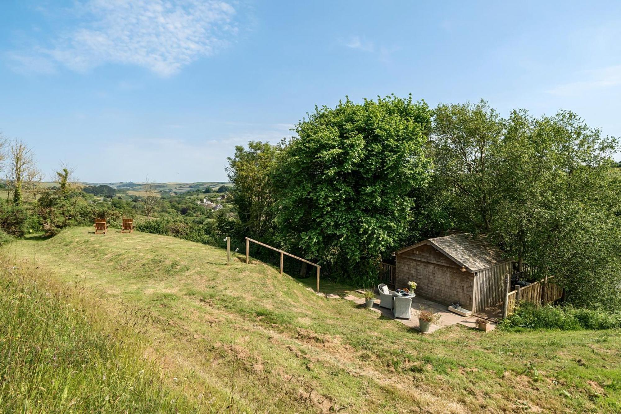 The Treehouse At Salcombe Farm Vila Exterior foto