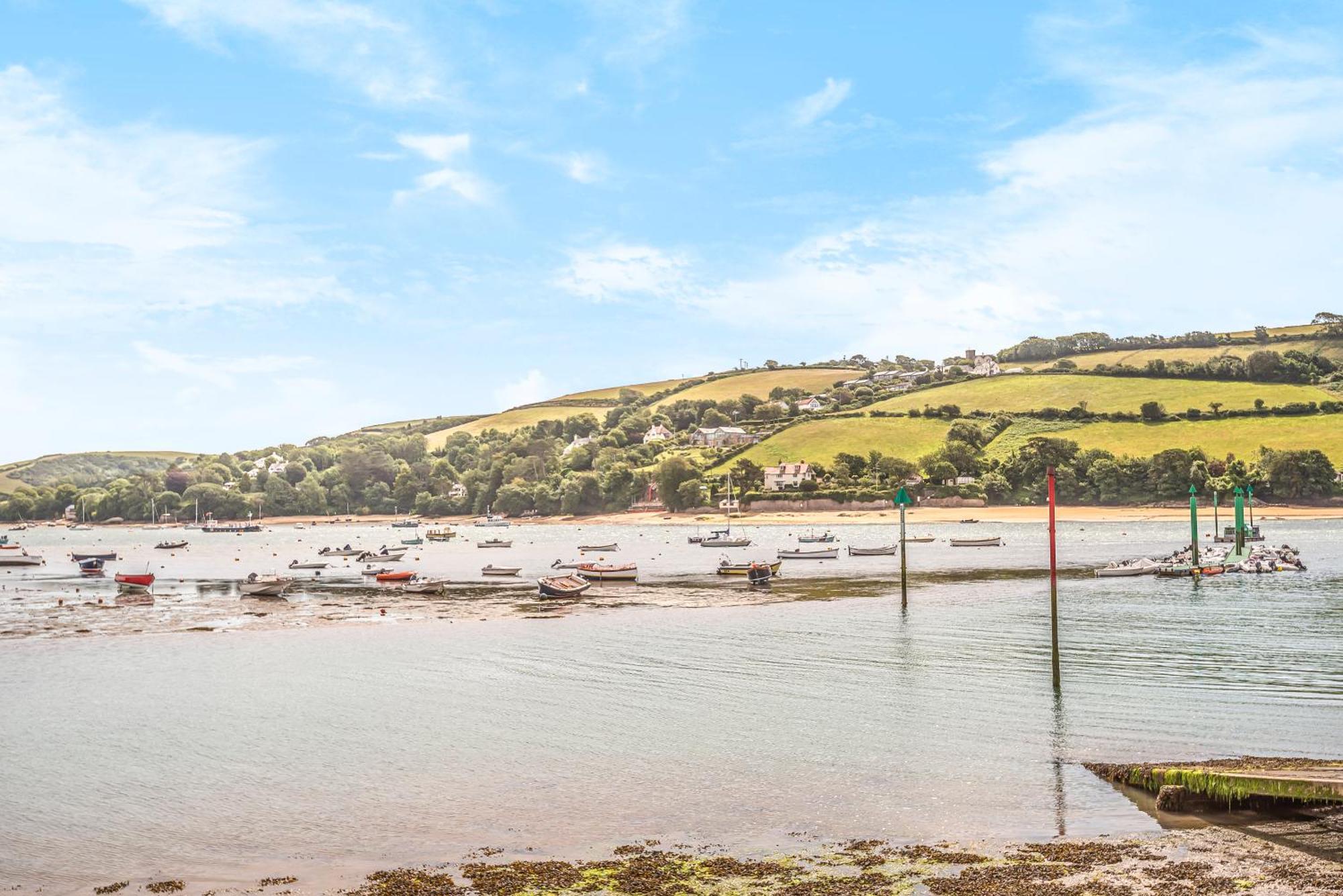 The Treehouse At Salcombe Farm Vila Exterior foto